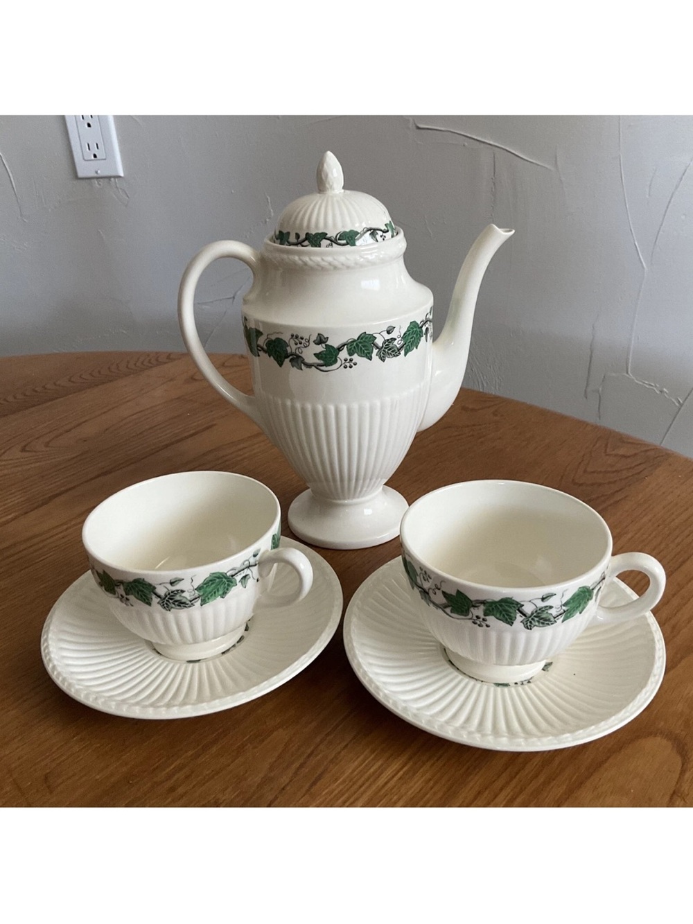 Wedgwood Classic Cream and Green Ivy Porcelain Coffee Set